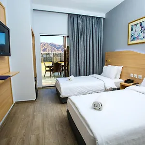 Golden Tulip Szálloda