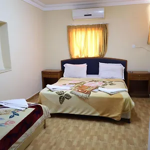 2* فندق دويك 1