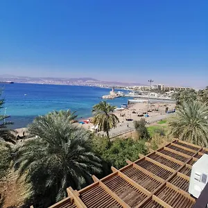 Aparthotel View الأطلالة الجميلة للعائلات فقط, Akaba